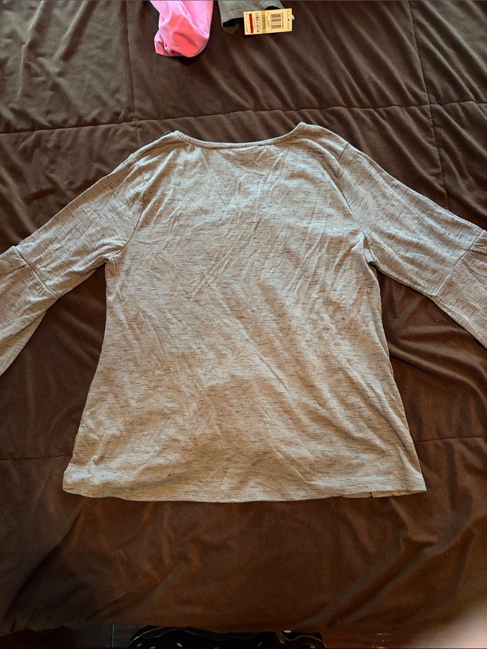 Style & Co. Gray Long-Sleeve V-Neck Top with Lace Trim - Picture 2 of 3